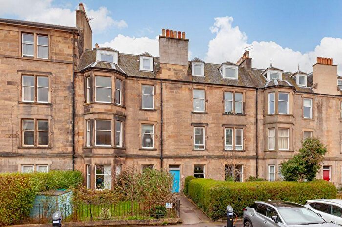 2 Bedroom Flat For Sale In / Maxwell Street, EH10