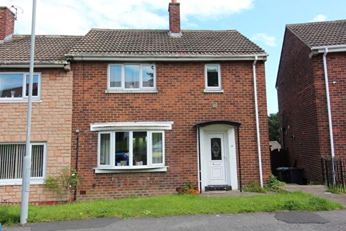 3 Bedroom Semi-Detached House To Rent In Franklyn Road, Peterlee, County Durham, SR8