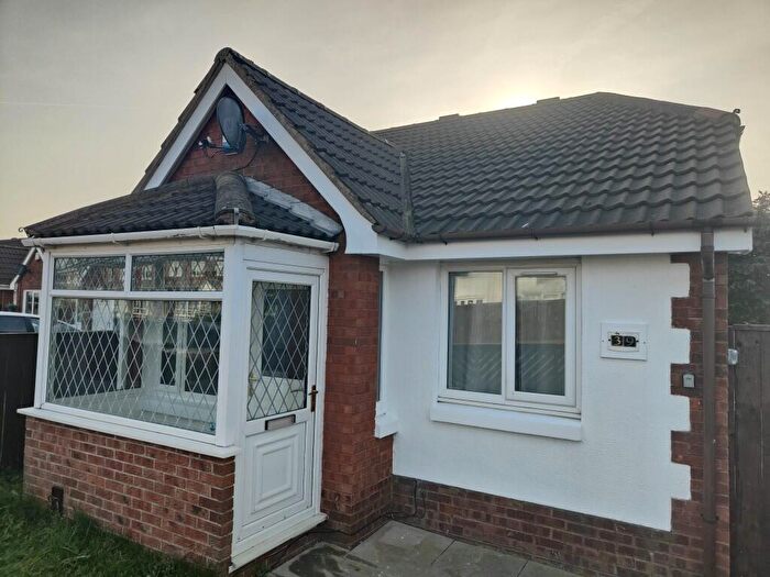 2 Bedroom Semi-Detached Bungalow To Rent In Benton Avenue, Sunderland, Tyne And Wear, SR5