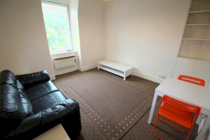 2 Bedroom Terraced House To Rent In Bedford Road, Aberdeen, AB24