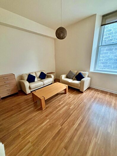 1 Bedroom Flat To Rent In Trinity Lane, City Centre, Aberdeen, AB11