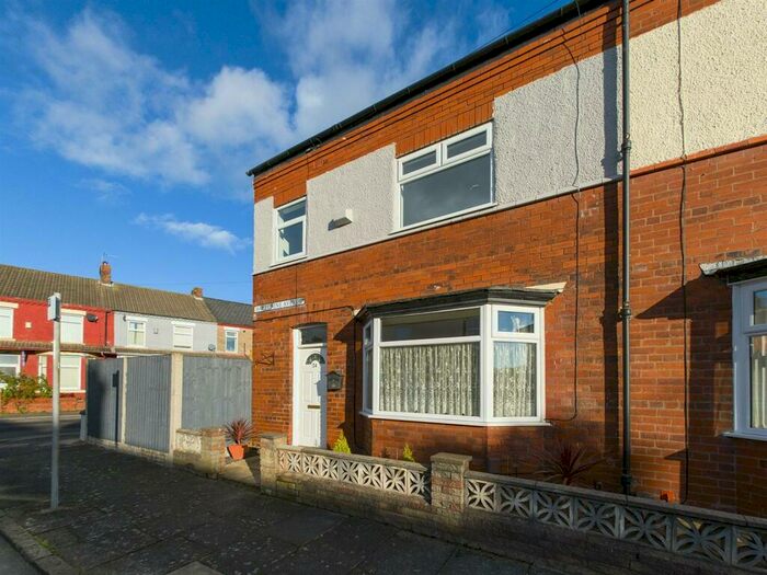 3 Bedroom End Of Terrace House To Rent In Hazeldene Avenue, Wallasey, CH45
