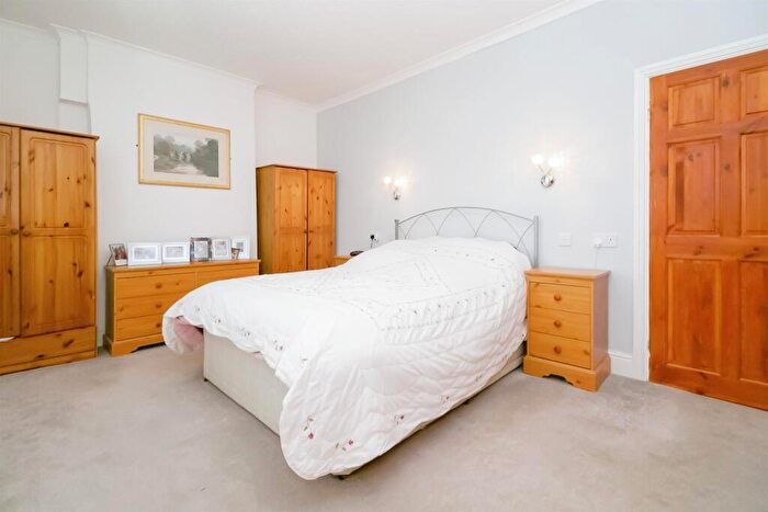 3 Bedroom Terraced House For Sale In Porthkerry Road, Barry, CF62