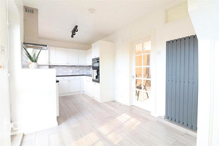 3 Bedroom Terraced House To Rent In Usk Road, South Ockendon, RM15