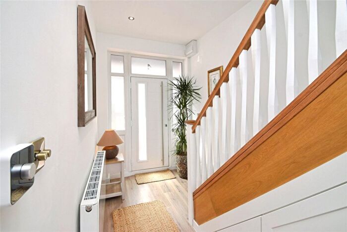 3 Bedroom Semi-detached House For Sale In Park Avenue, Mumbles, Swansea, SA3