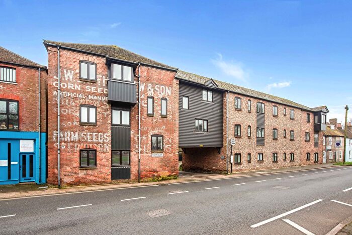 2 Bedroom Flat For Sale In The Old Mill, Chichester, PO19