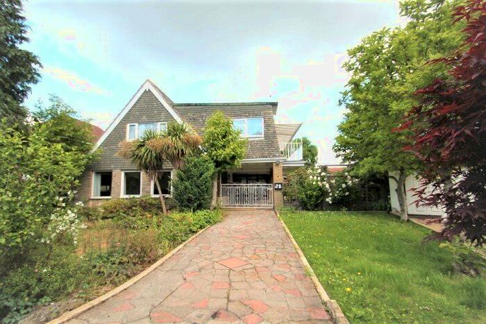 4 Bedroom Detached House To Rent In Hithermoor Road, Staines-Upon-Thames, Surrey, TW19
