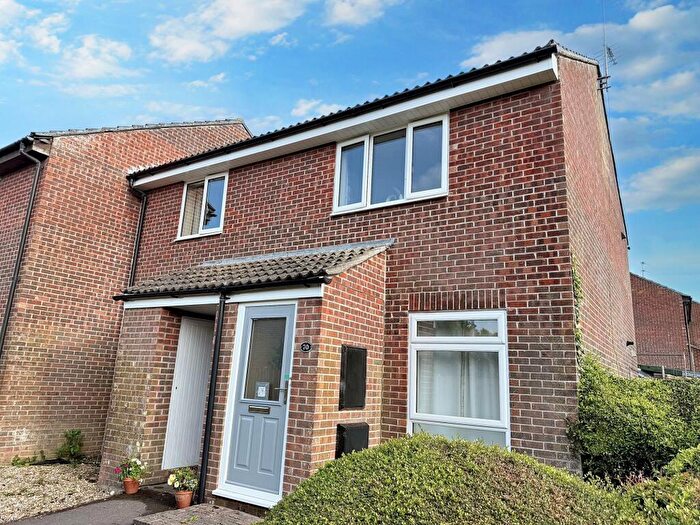 2 Bedroom Apartment To Rent In Manor Way, Chipping Sodbury, BS37