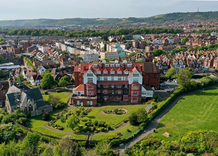 2 Bedroom Flat To Rent In The Durlocks, Folkestone, Kent, CT19