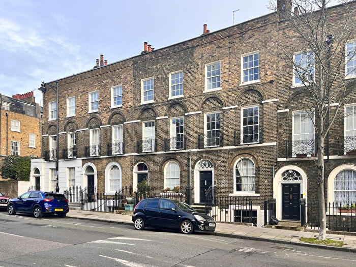 1 Bedroom Flat For Sale In Amwell Street, London, EC1R
