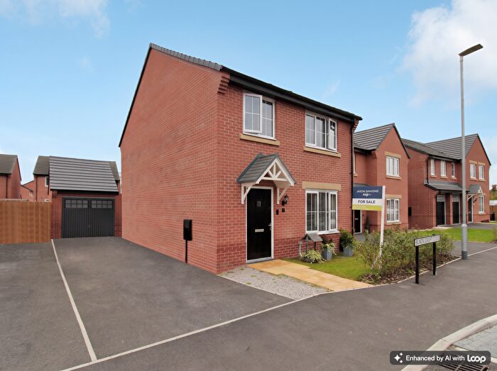 4 Bedroom Detached House For Sale In Black Croft Close, Shavington, CW2