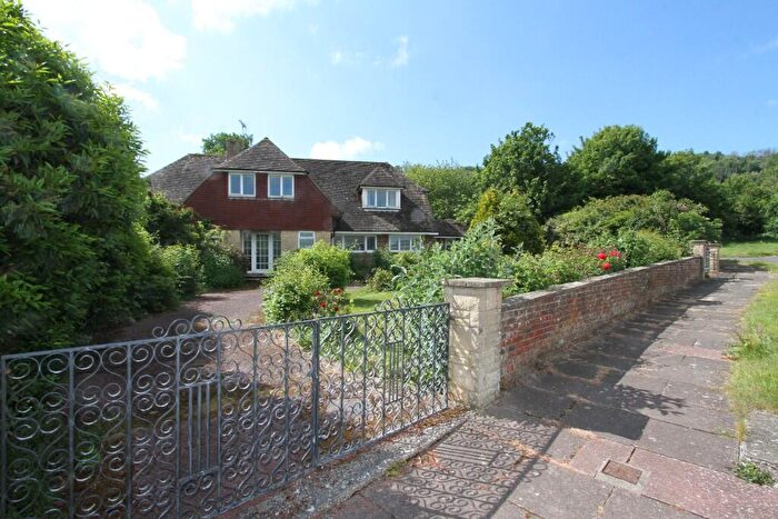 4 Bedroom Detached House For Sale In Fairway Close, Eastbourne, BN20