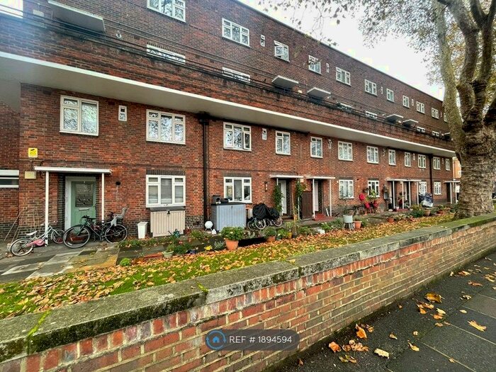 3 Bedroom Maisonette To Rent In Grasmere Court, London, SW13