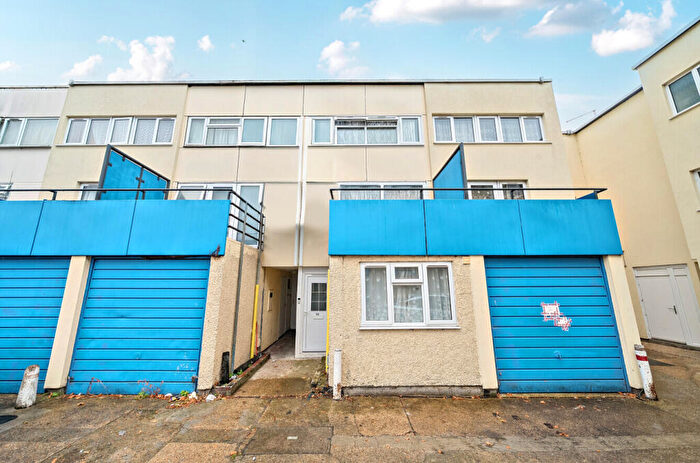 4 Bedroom Terraced House For Sale In Glamorgan Close, Mitcham, CR4