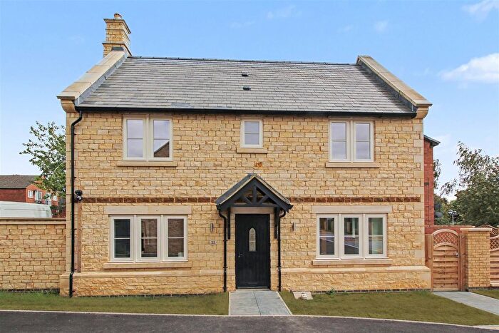 3 Bedroom Detached House To Rent In , Castle Mews, Wellingborough, NN8