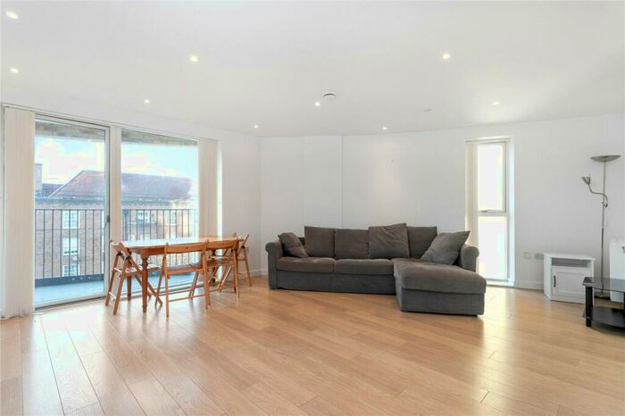 1 Bedroom Apartment To Rent In Atkins Square, Dalston Lane, London, E8