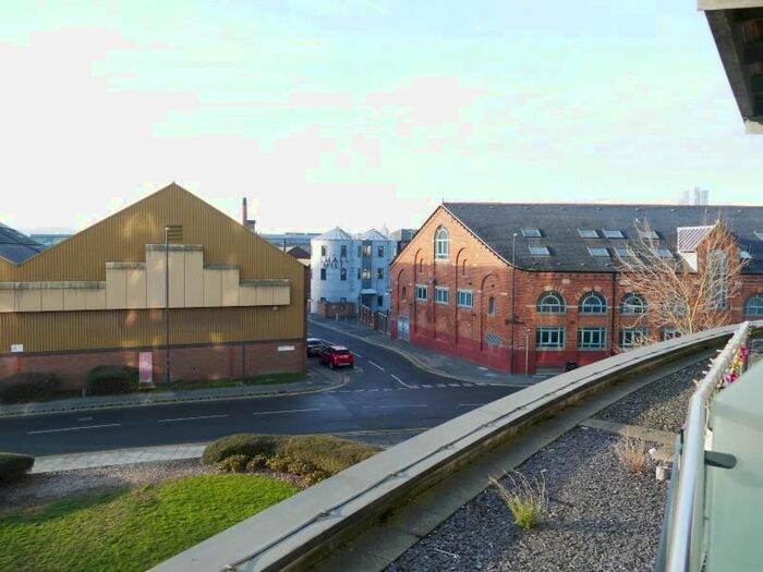 1 Bedroom Flat To Rent In Clarence House, Leeds Dock, LS10