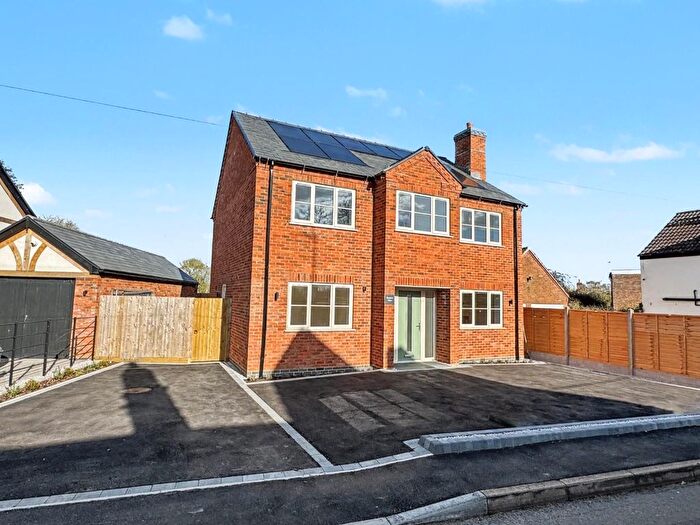 4 Bedroom Detached House For Sale In School Street, Church Lawford, Rugby, CV23