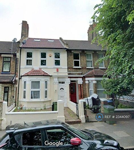 1 Bedroom Flat To Rent In Griffin Road, London, SE18