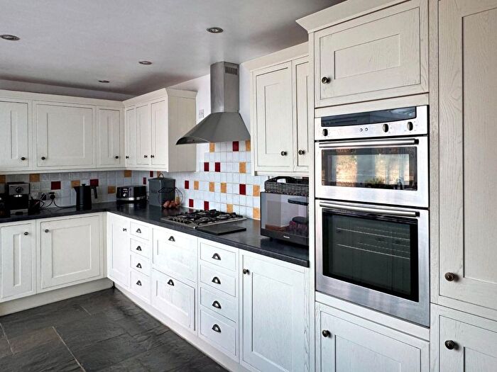 7 Bedroom Semi-detached House For Sale In Westbourne Road, Penarth, CF64