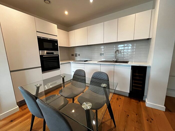 2 Bedroom Property To Rent In Windmill Street, Birmingham, B1