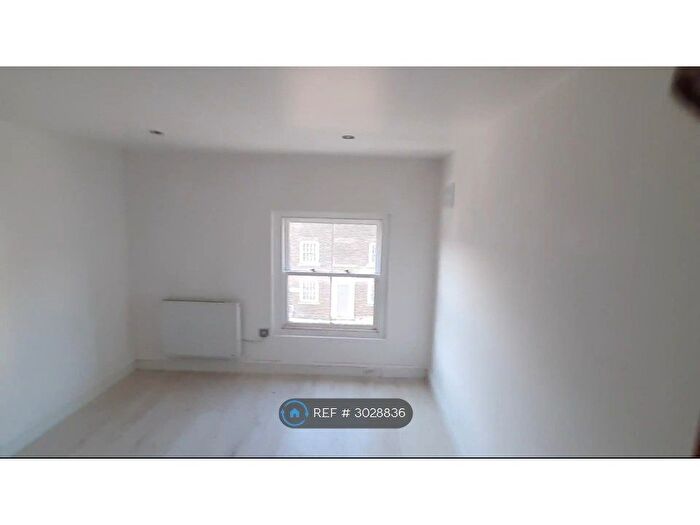 1 Bedroom Flat To Rent In London Road, King's Lynn, PE30