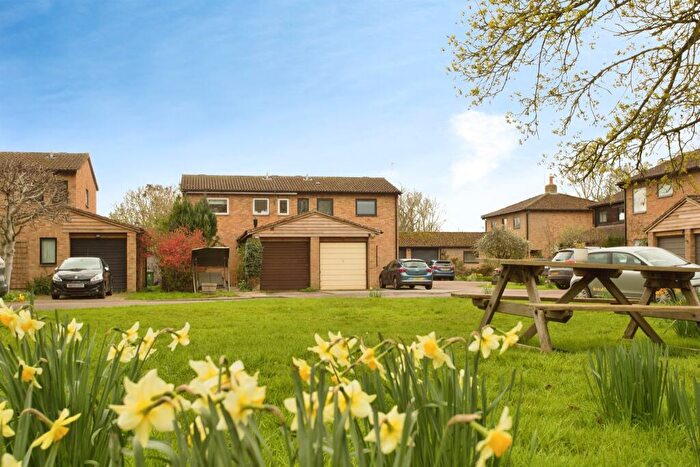 3 Bedroom Semi-Detached House For Sale In Pigeons Close, Thriplow, Royston, SG8