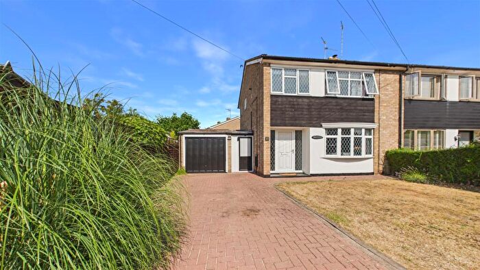 3 Bedroom Semi-Detached House For Sale In Highlands, Ryhall, Stamford, PE9