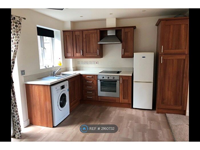 1 Bedroom Flat To Rent In Heathlea Gardens, Hindley Green, Wigan, WN2
