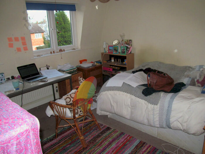 3 Bedroom Flat To Rent In Eastern Avenue, Reading, Berkshire, RG1