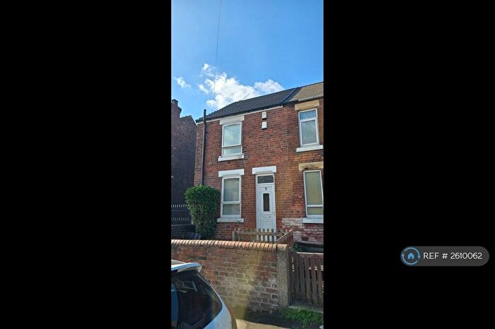 3 Bedroom End Of Terrace House To Rent In Duncan Street, Brinsworth, Rotherham, S60