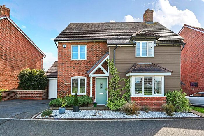 4 Bedroom House For Sale In Borrer Drive, Henfield, BN5