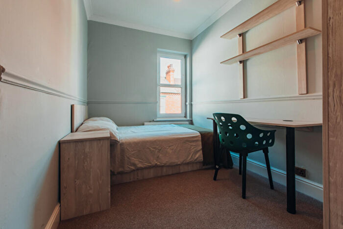 4 Bedroom Terraced House To Rent In Drake Street, - Bed, LN1