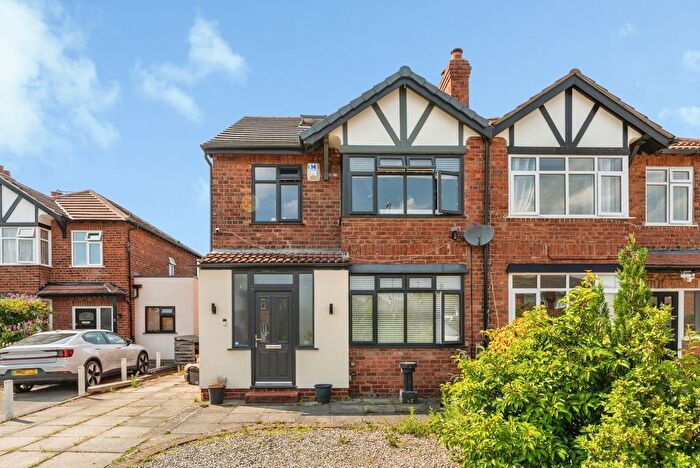4 Bedroom Semi-Detached House For Sale In Mannings Lane South, Chester, Cheshire, CH2
