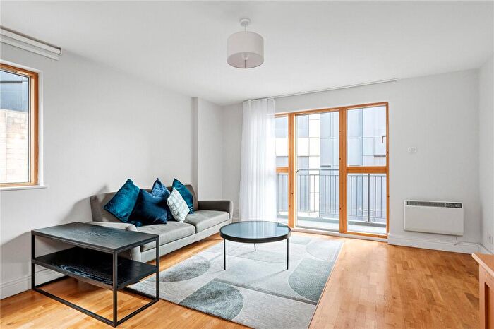 1 Bedroom Apartment To Rent In Aldersgate Street, London, EC1A