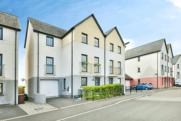 4 Bedroom Semi-Detached House For Sale In Kilmar Street, Plymouth, Devon, PL9