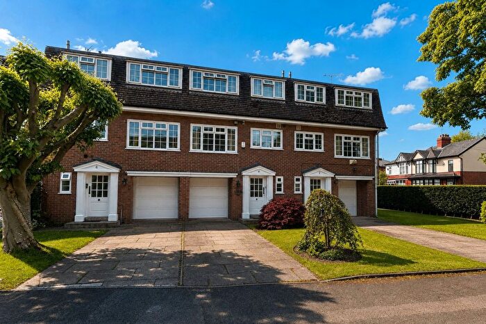 3 Bedroom Terraced House For Sale In The Mews, Gatley, SK8