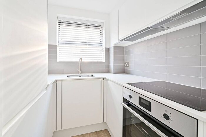 1 Bedroom Flat To Rent In Union Street, London Bridge, London, SE1