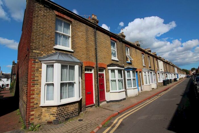 3 Bedroom End Terrace House To Rent In St Peters Grove, Canterbury, Kent, CT1