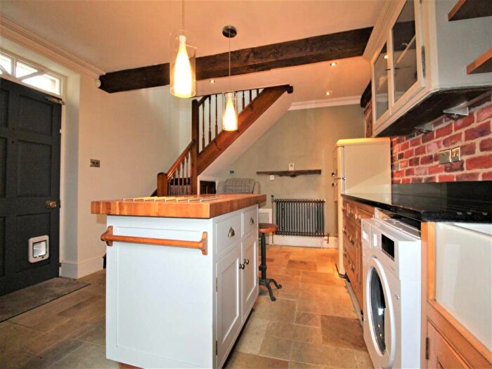1 Bedroom Maisonette To Rent In Hall Close, Worsborough Village, Barnsley, S70