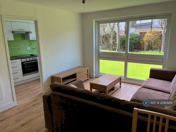 1 Bedroom Flat To Rent In Regent Square, London, E3