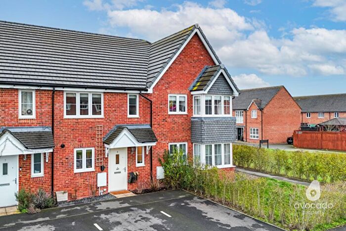 3 Bedroom Terraced House For Sale In Pottinger Close, Shinfield Meadows, RG2