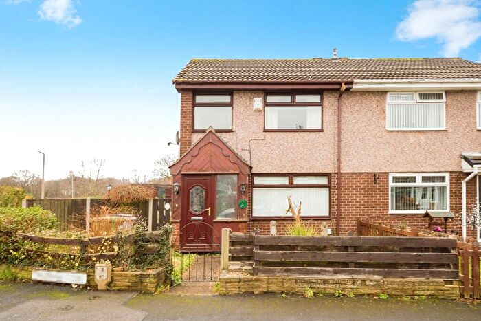 3 Bedroom Semi Detached House For Sale In Dunham Close, Wirral, CH62