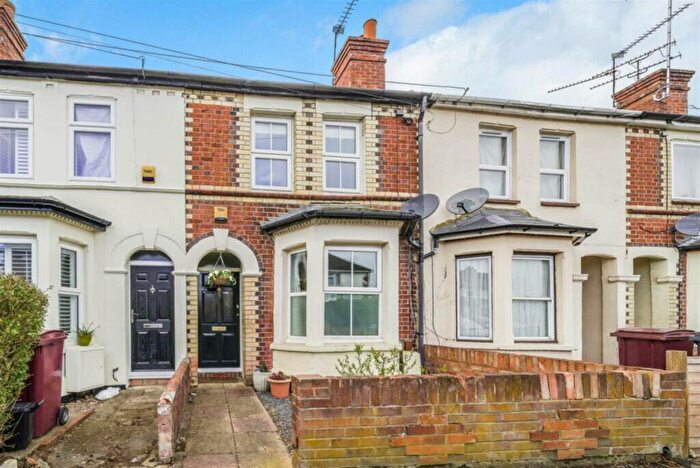2 Bedroom Terraced House For Sale In St Johns Road, Reading, RG4