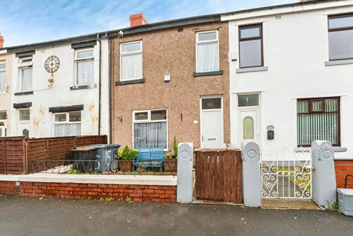4 Bedroom Terraced House For Sale In Henry Street, Blackpool, FY1