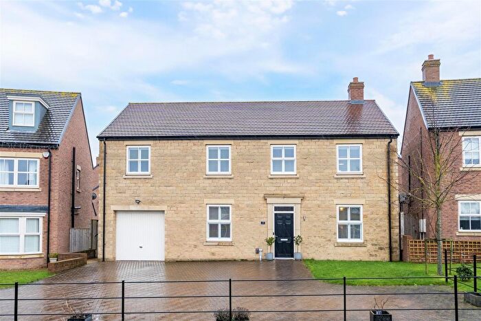 5 Bedroom Detached House For Sale In Fairway Lane, Backworth, Newcastle Upon Tyne, NE27
