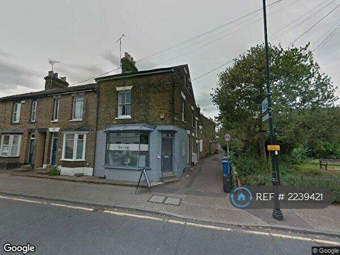 1 Bedroom Flat To Rent In Stone Street, Faversham, ME13
