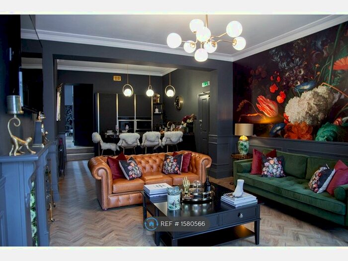 2 Bedroom Flat To Rent In Poole Hill, Bournemouth, BH2