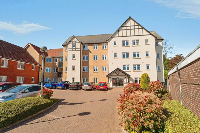 1 Bedroom Flat For Sale In Cotton Lane, Bury St. Edmunds, IP33
