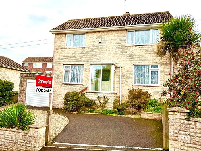 3 Bedroom Detached House For Sale In Everest Road, Weymouth, DT4